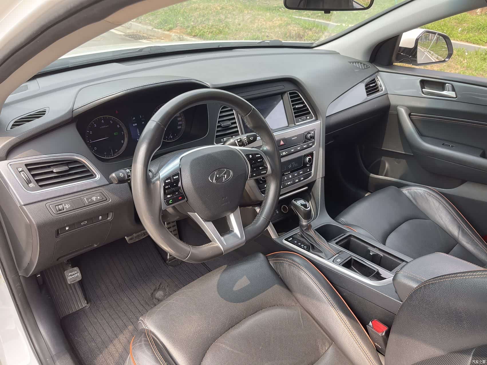 Hyundai Sonata, 2016 все фото