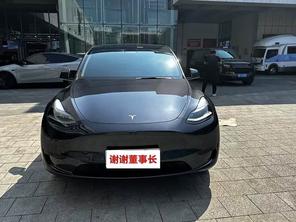 Tesla Model Y Tesla Model Y