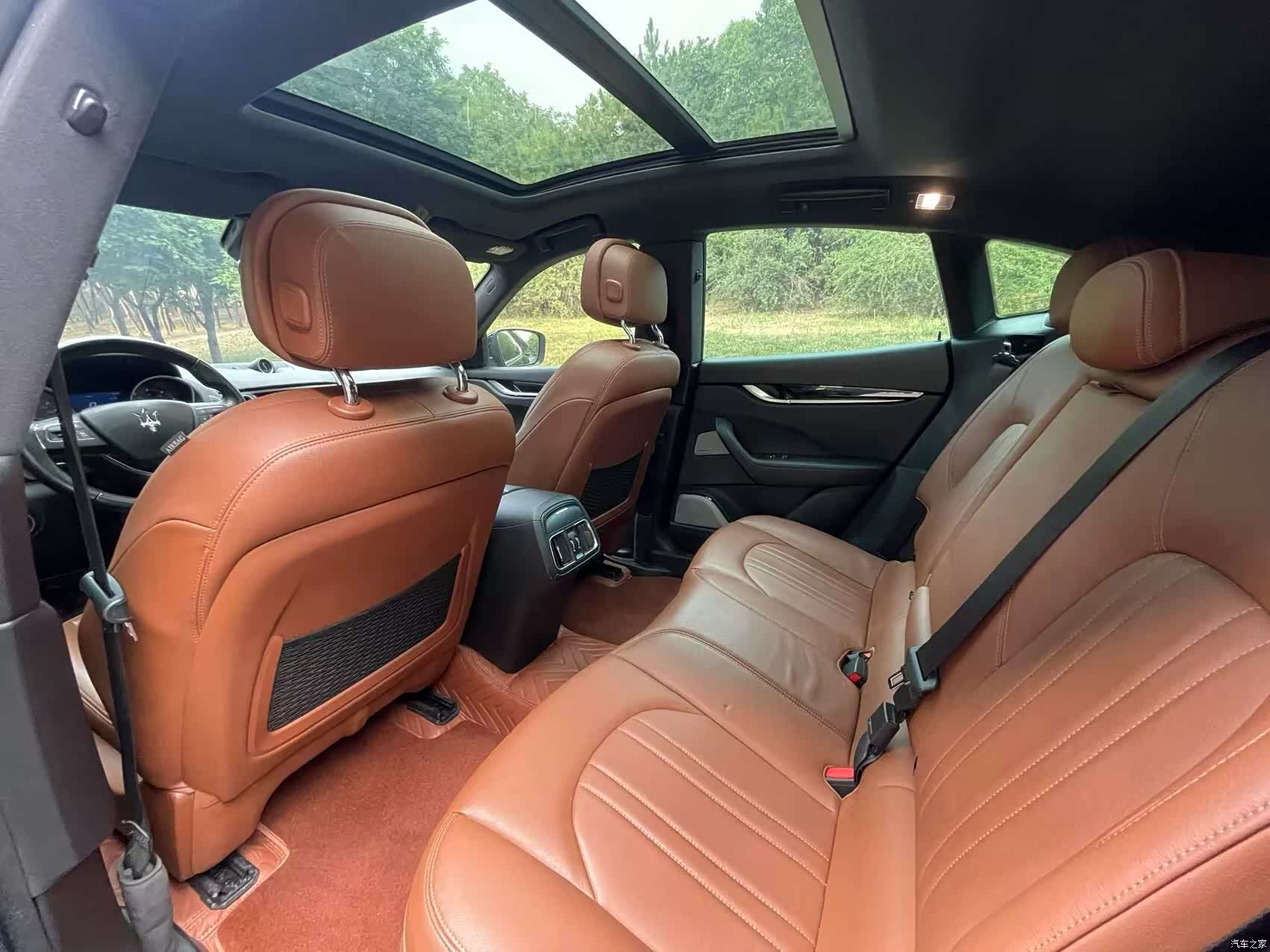 Maserati Levante, 2018 12