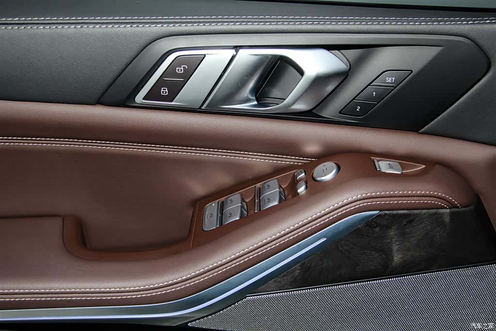 BMW X5, 2024 27