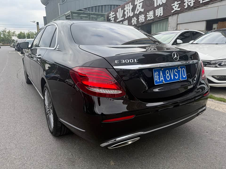 Mercedes-Benz E-class Mercedes-Benz E-class