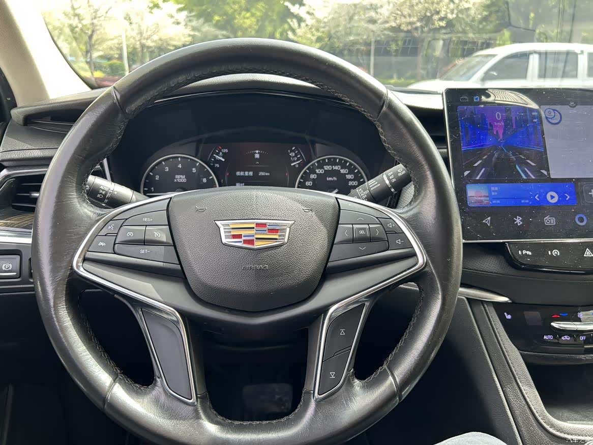 Cadillac XT5, 2017 12