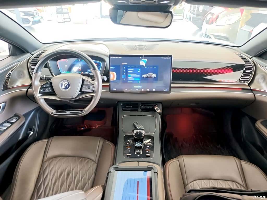 BYD Han, 2023 10