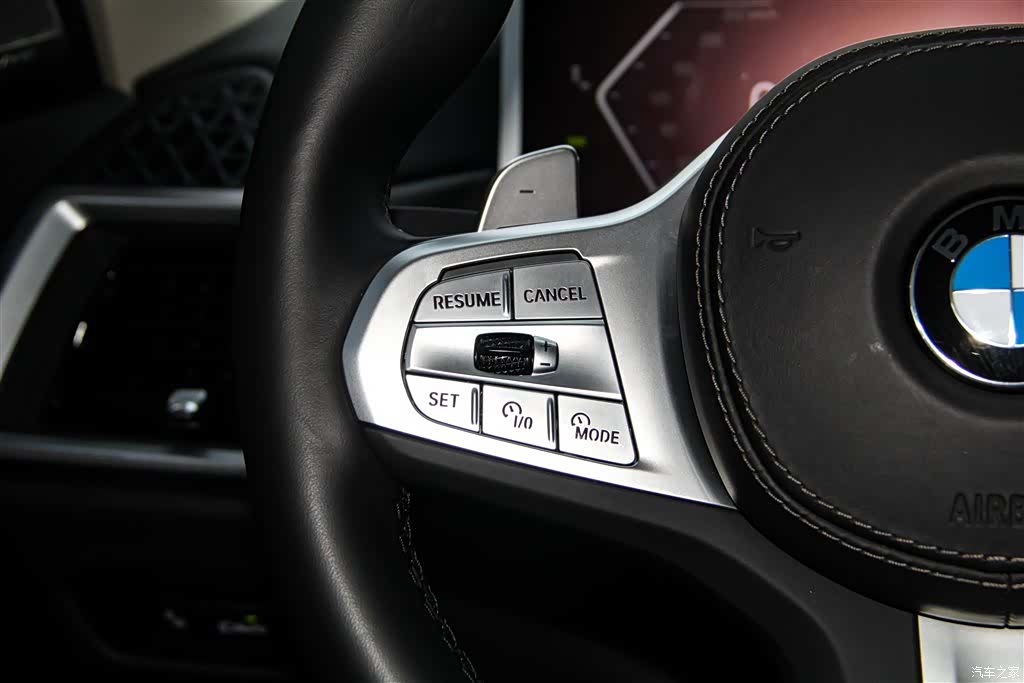 BMW X5, 2024 31