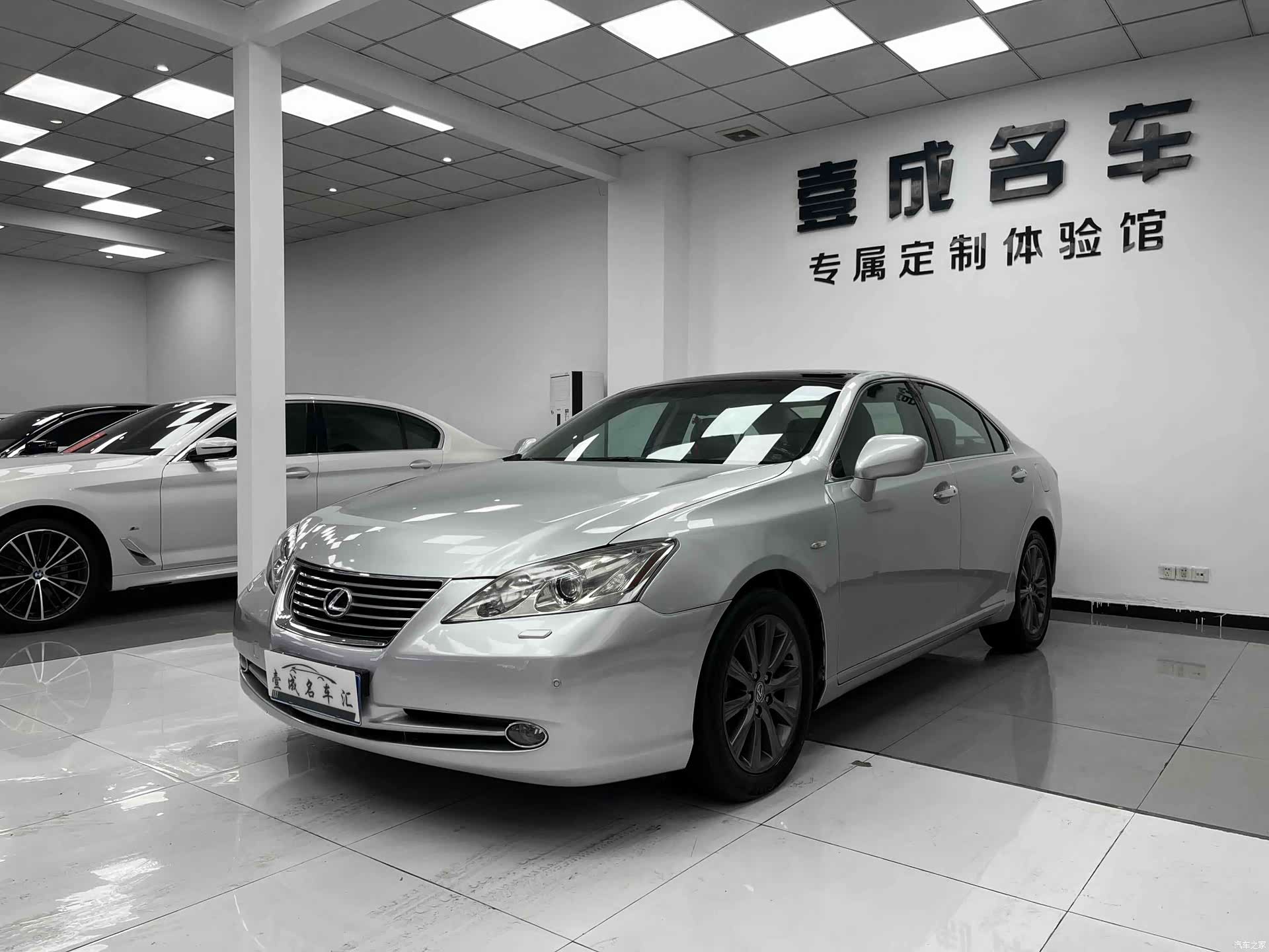 Lexus ES, 2009 1