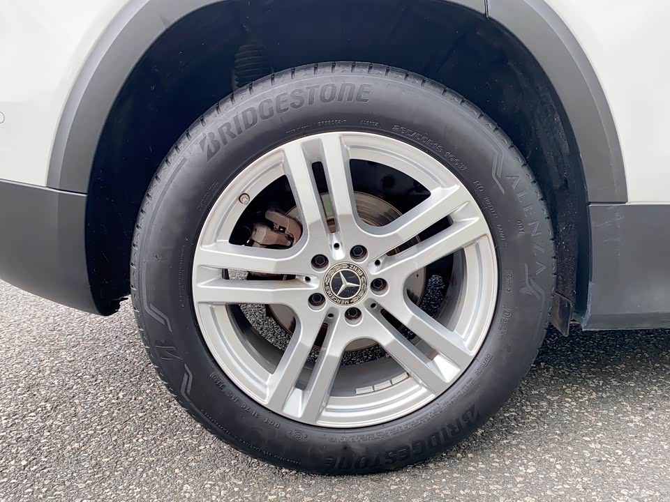 Mercedes-Benz GLB Mercedes-Benz GLB