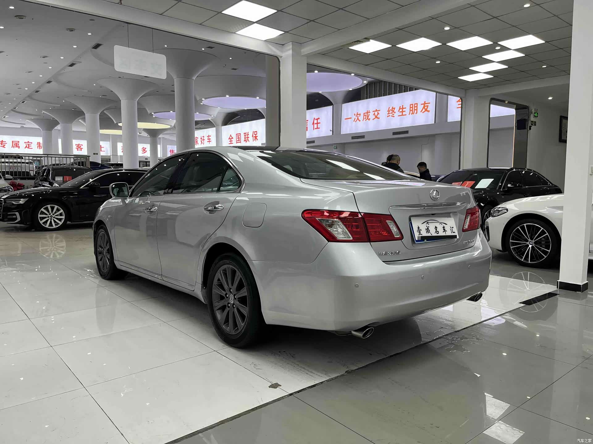 Lexus ES, 2009 все фото