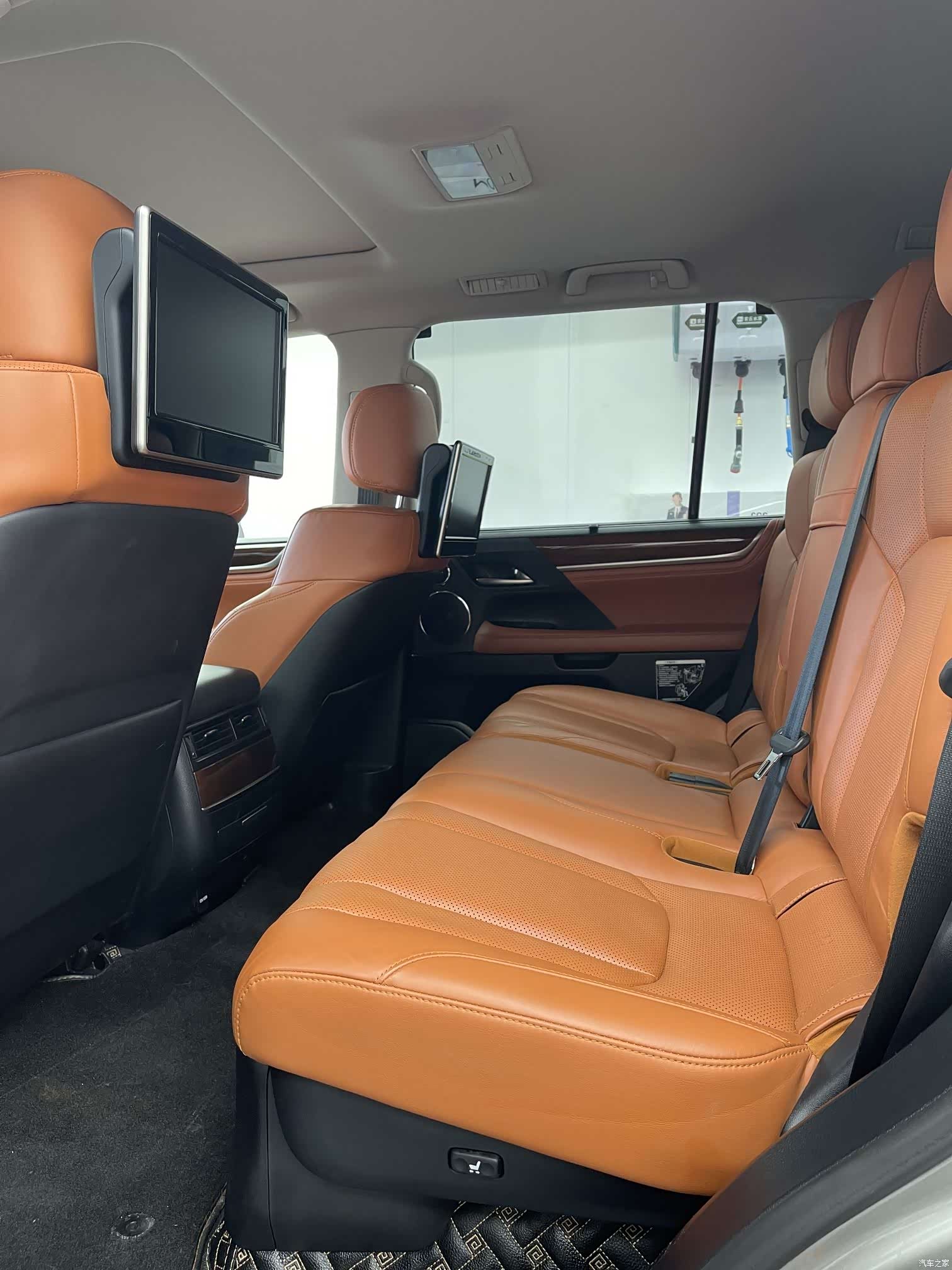 Lexus LX, 2016 6