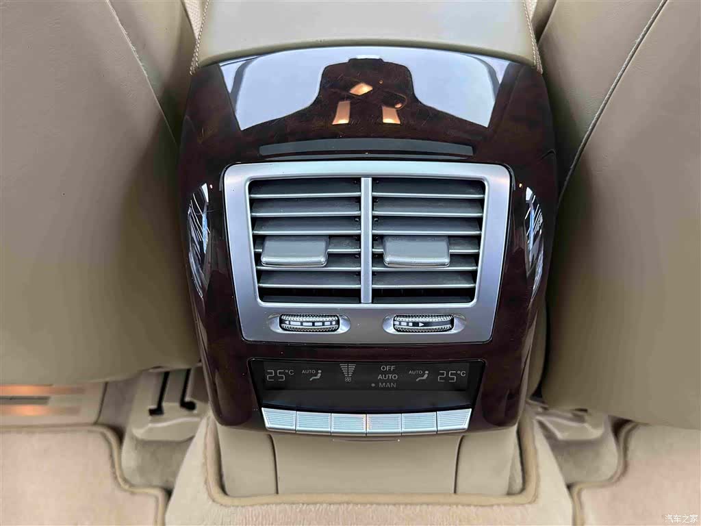 Mercedes-Benz S-Class, 2012 12