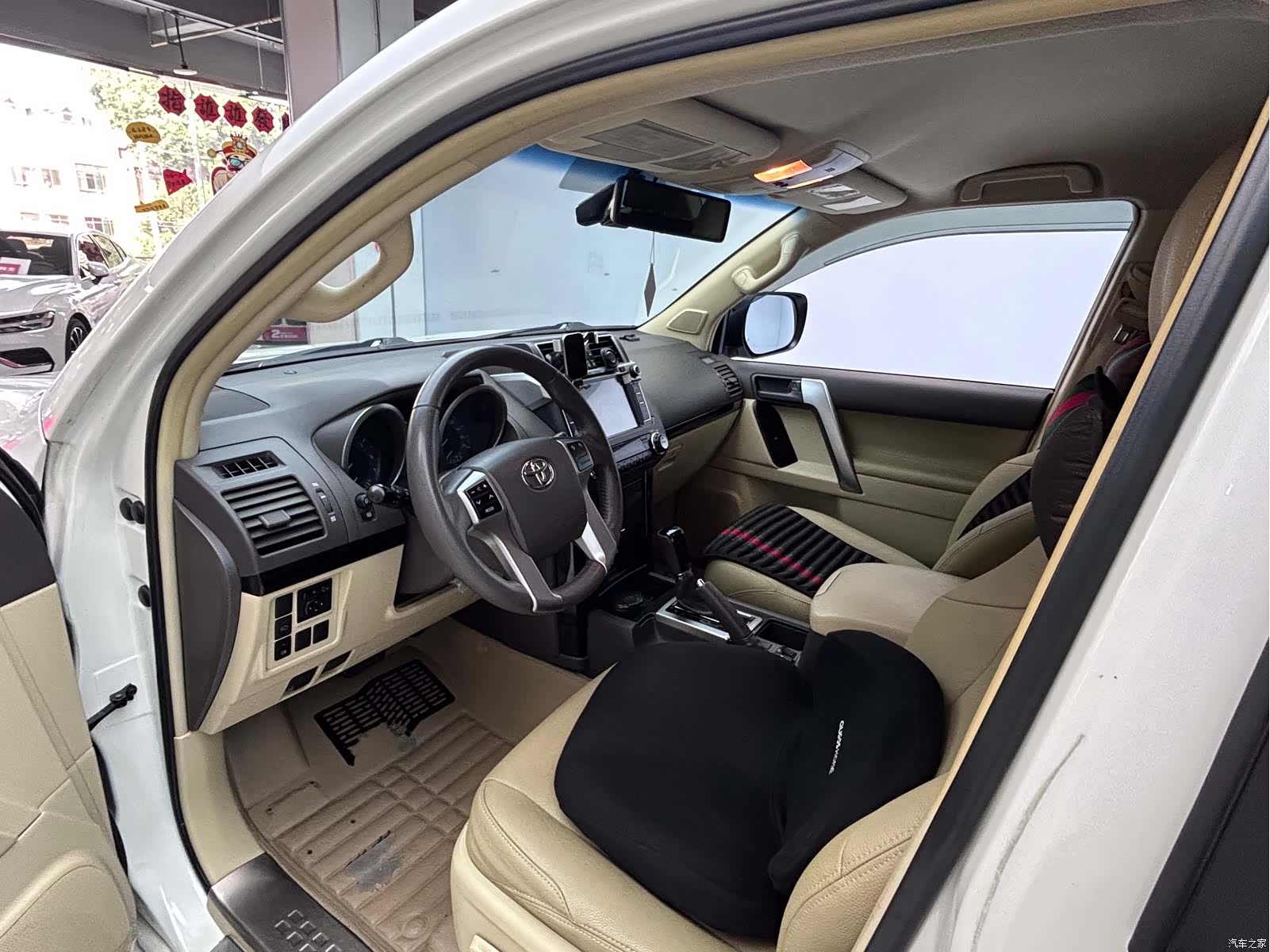 Toyota Prado, 2015 8