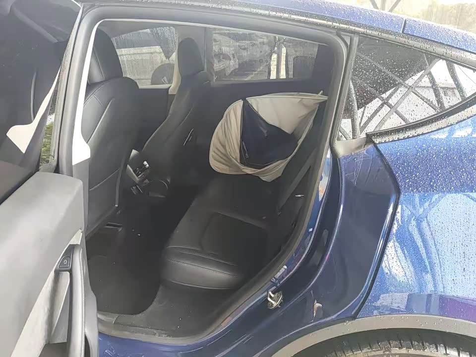 Tesla Model Y Tesla Model Y