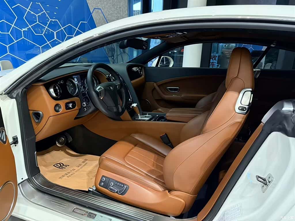 Bentley Continental GT, 2012 4