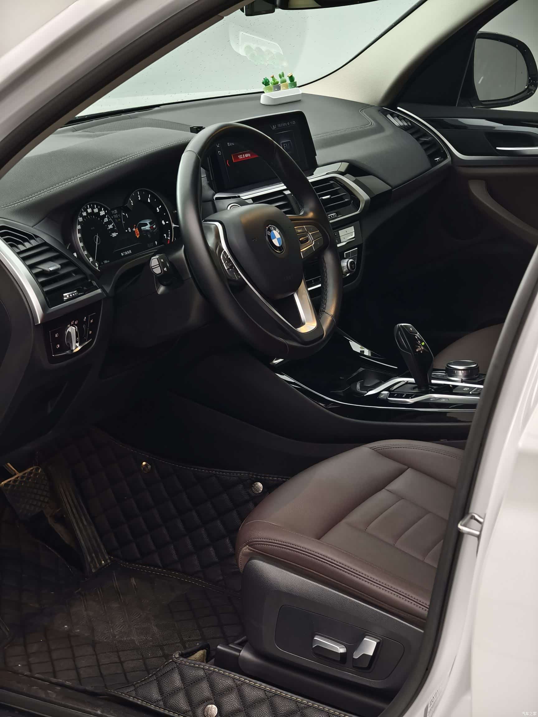 BMW X3, 2019 все фото