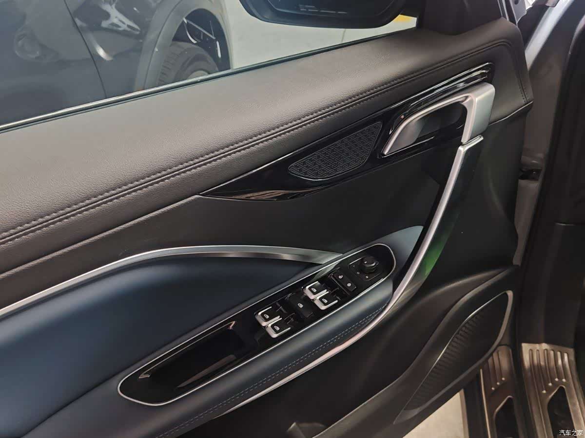 Geely Jiaji, 2022 11