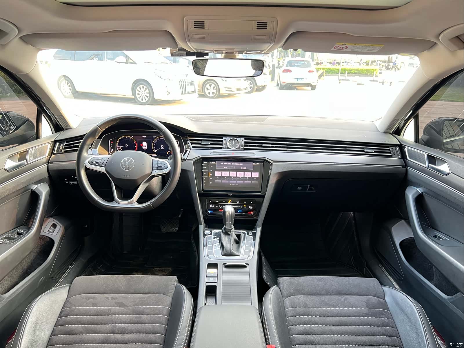 Volkswagen Magotan, 2022 7