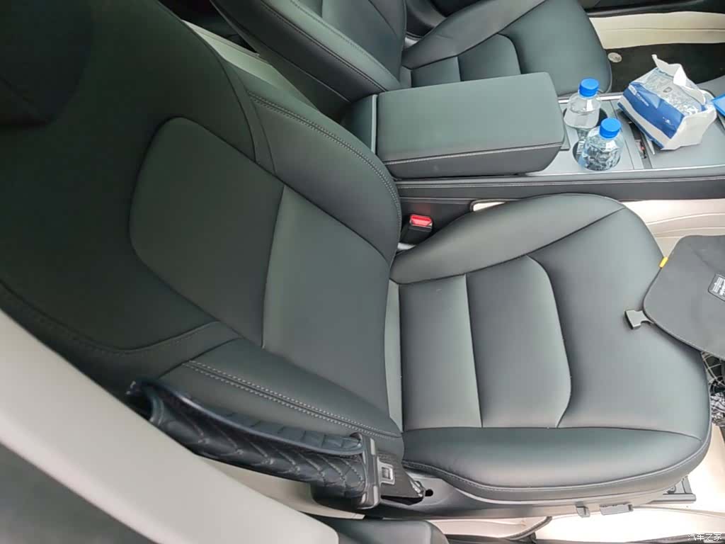 Tesla Model 3, 2023 25