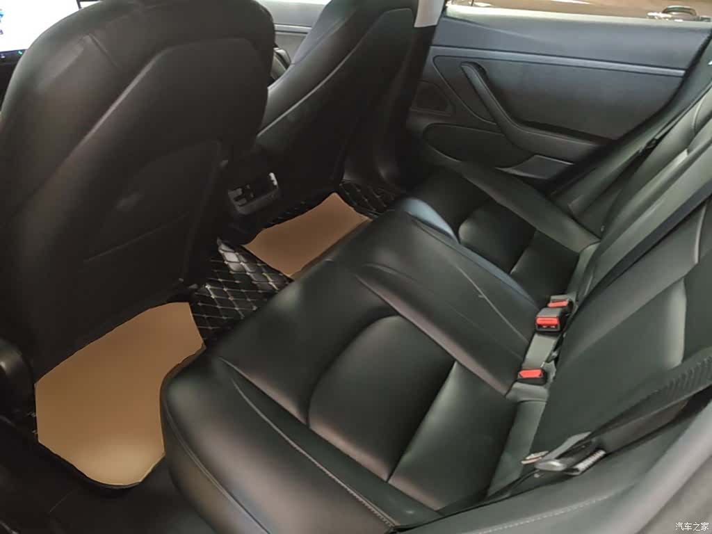 Tesla Model 3, 2020 17