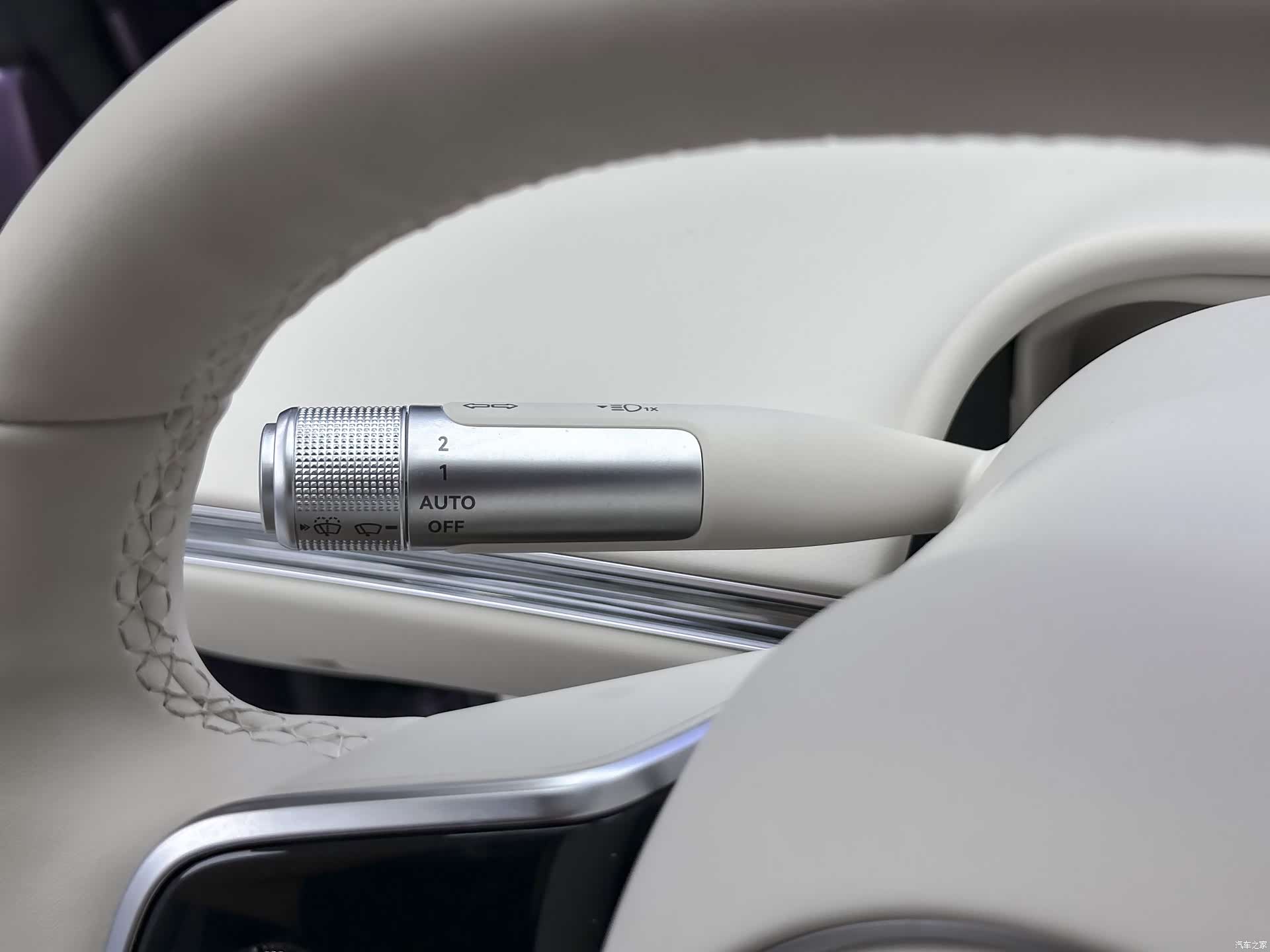 Luxeed S7, 2025 15