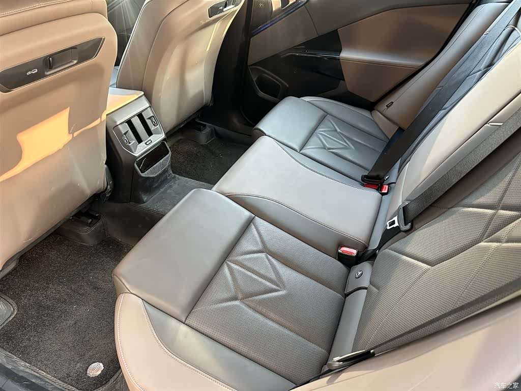 BMW X3, 2025 8