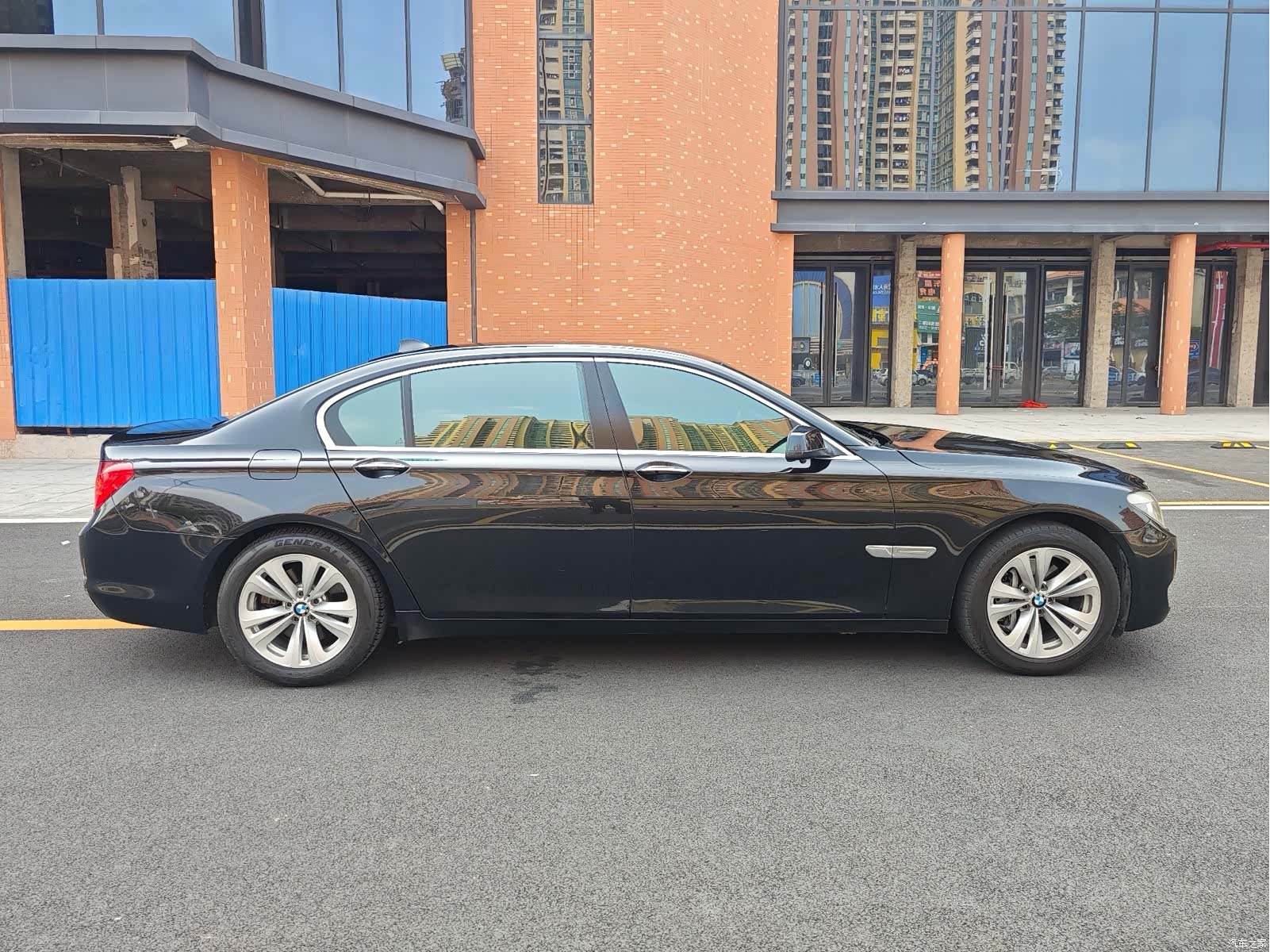 BMW 7 Series, 2012 8