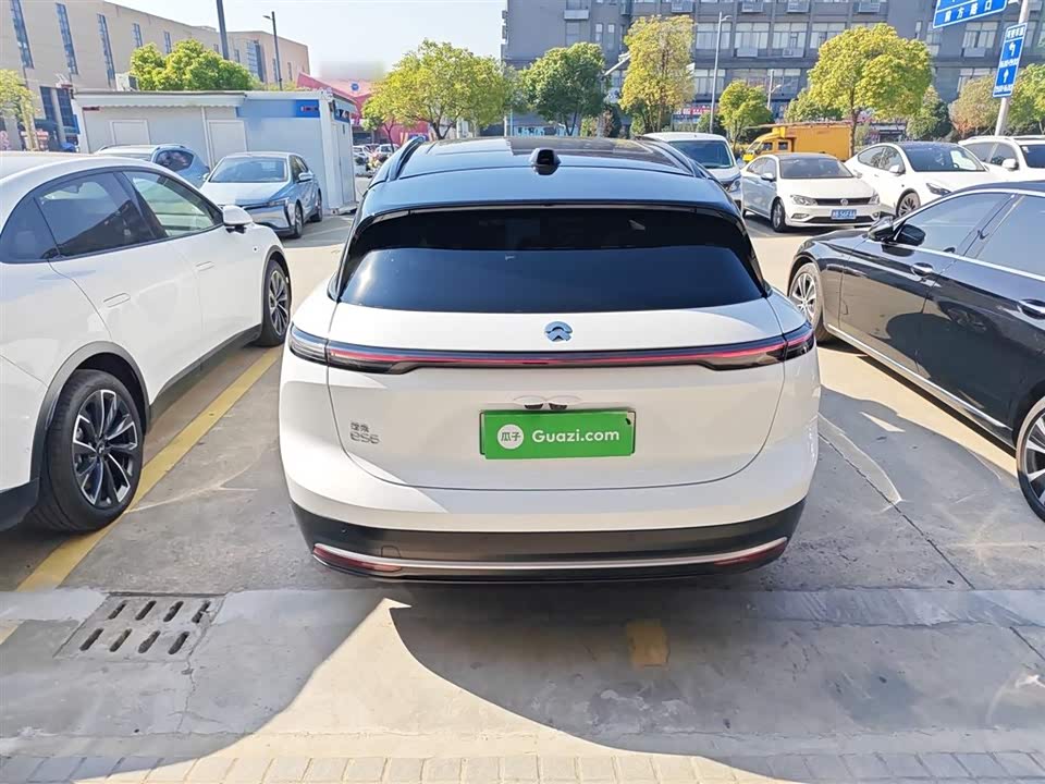 NIO ES6
