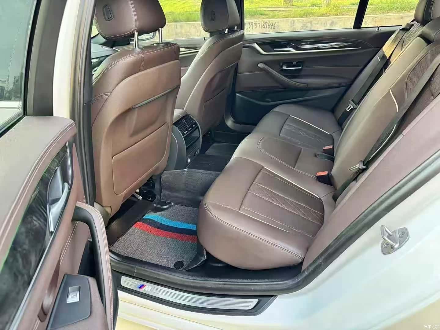 BMW 5 Series, 2021 все фото