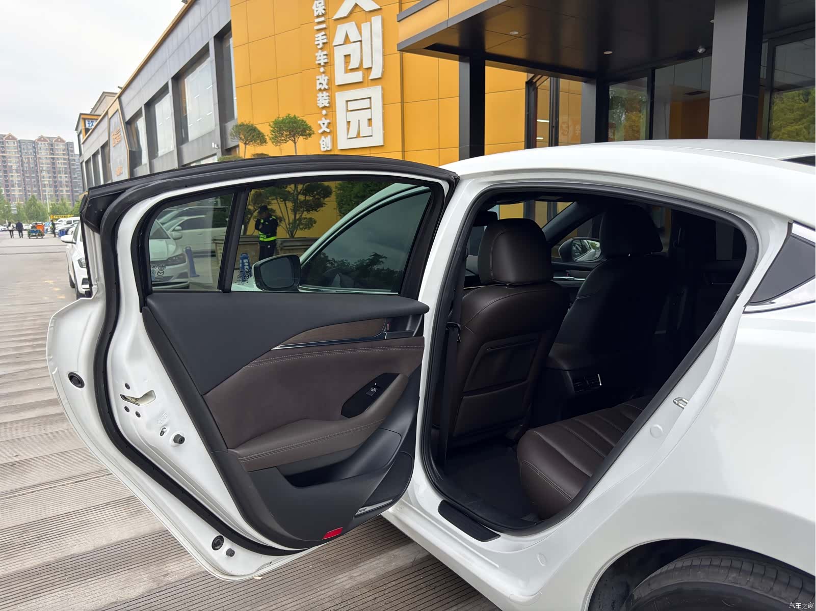 Mazda Atenza, 2023 27