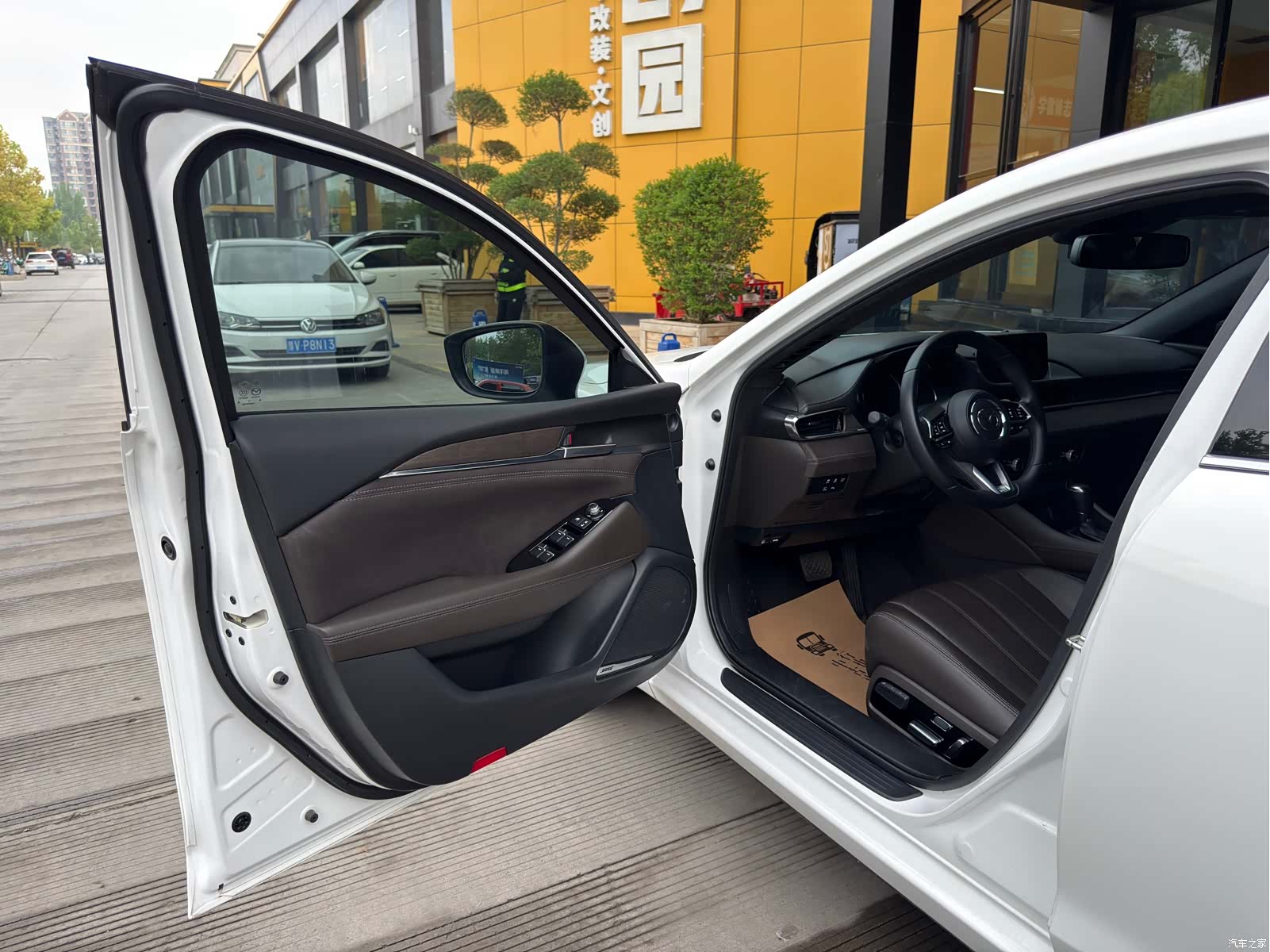 Mazda Atenza, 2023 33