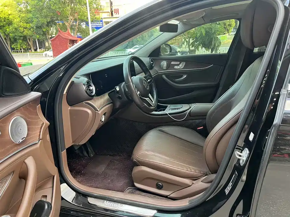 Mercedes-Benz E-class Mercedes-Benz E-class