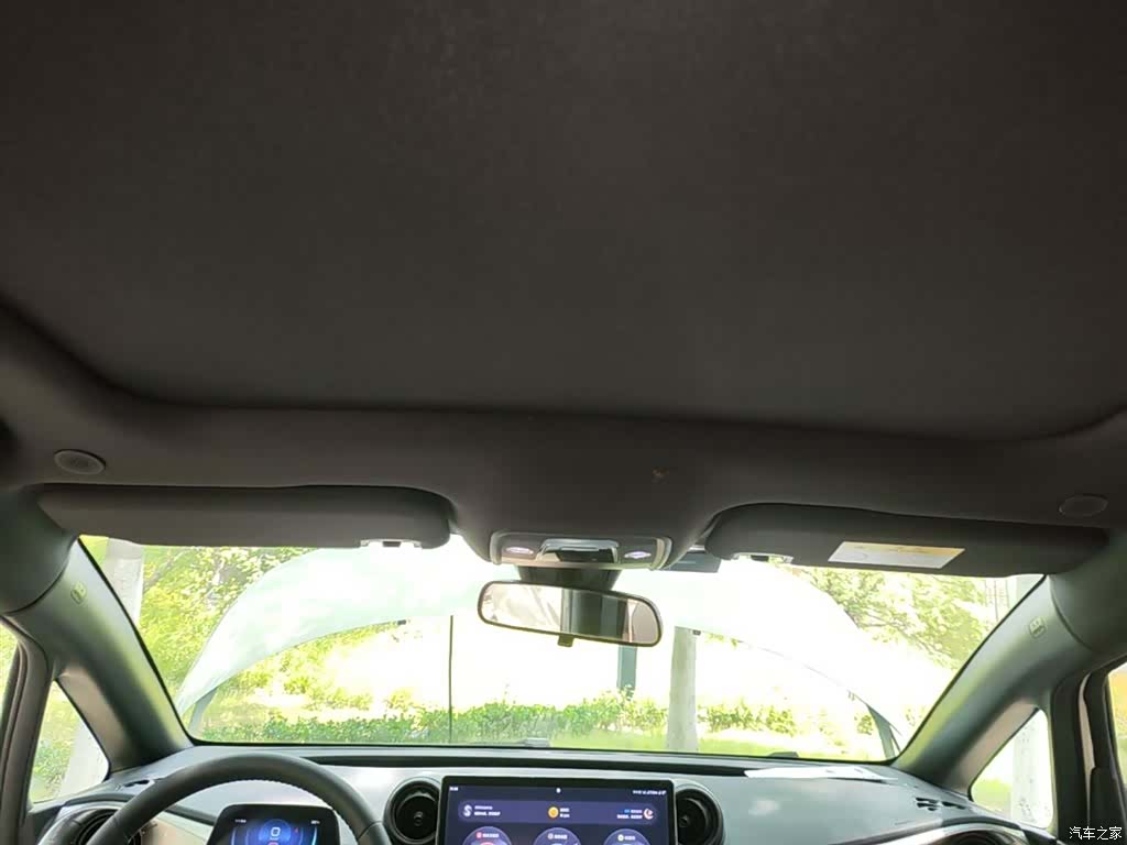 BYD Dolphin, 2023 18