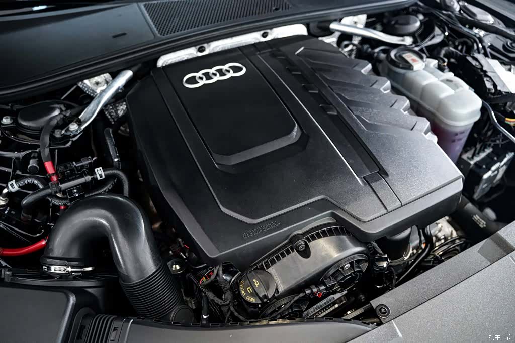 Audi A7L, 2024 13