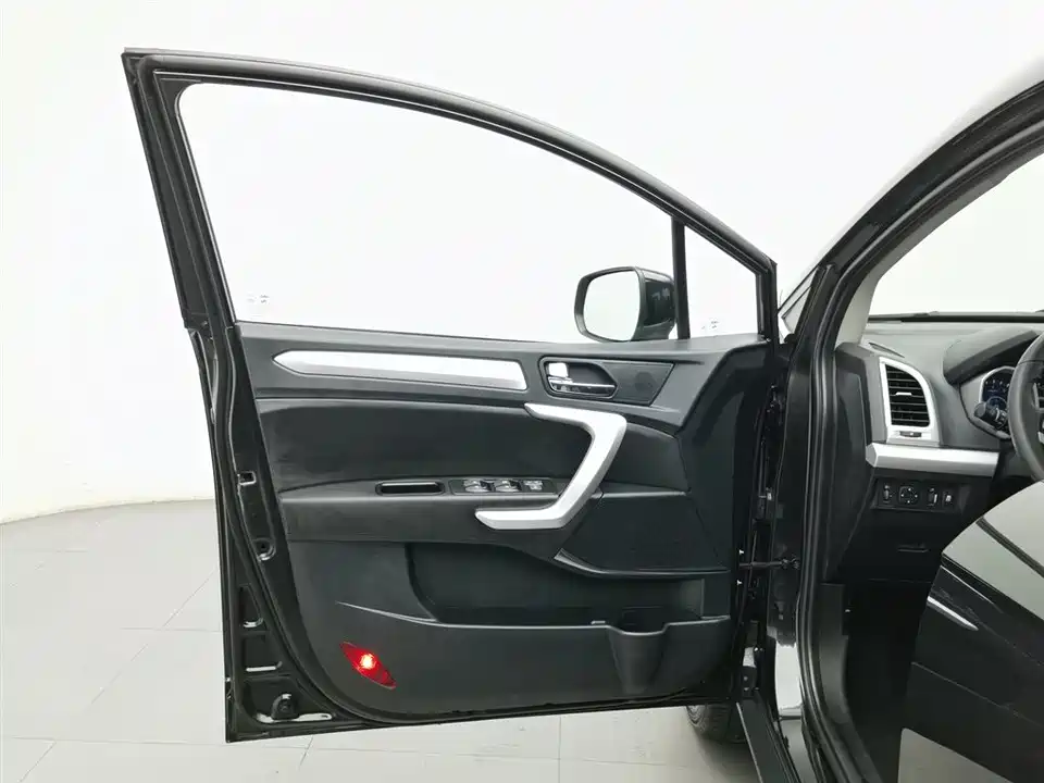 JAC Ruifeng S3