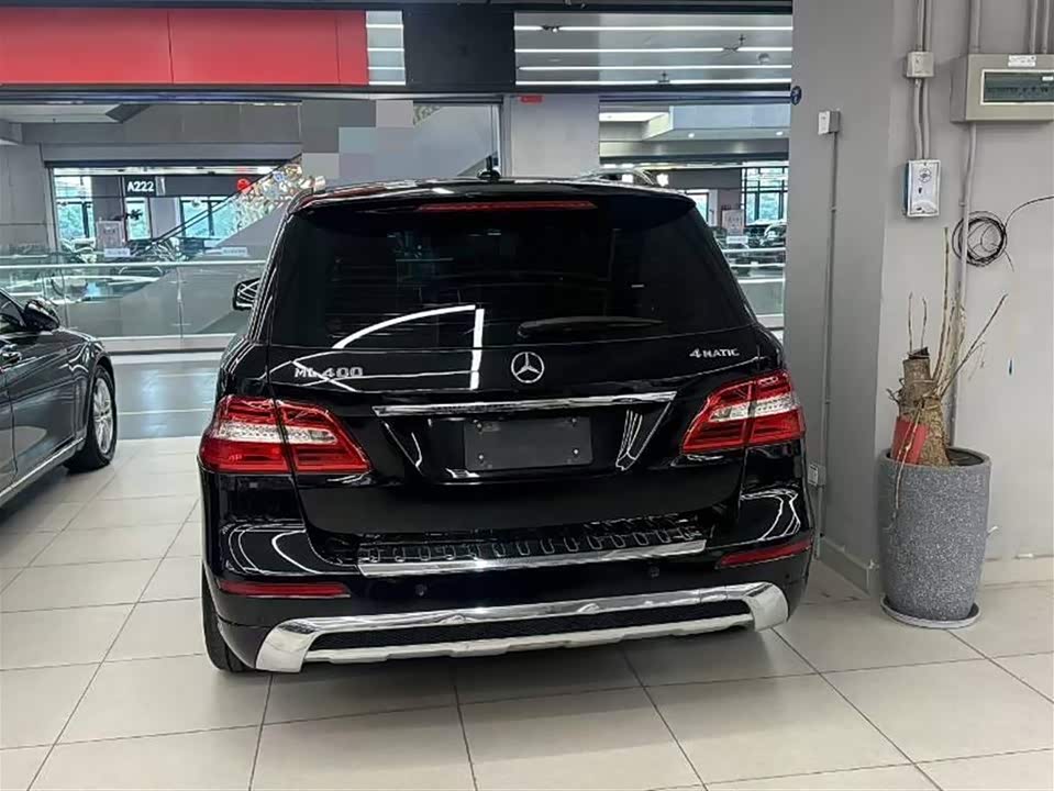 Mercedes-Benz M class