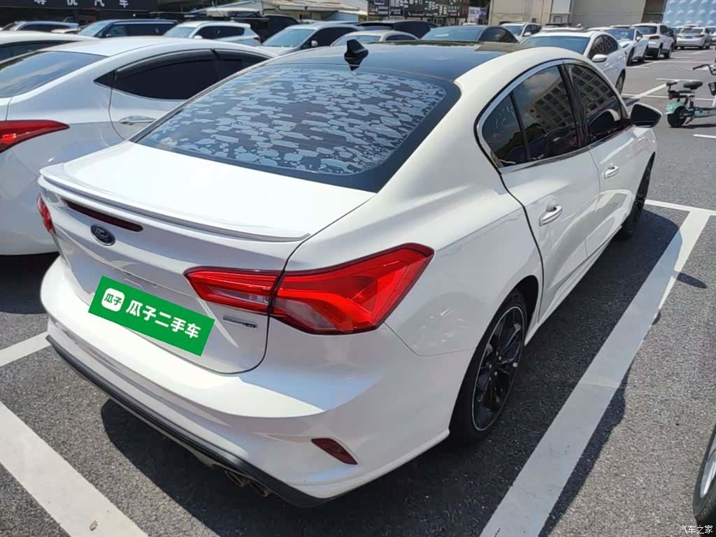 Ford Focus, 2019 7