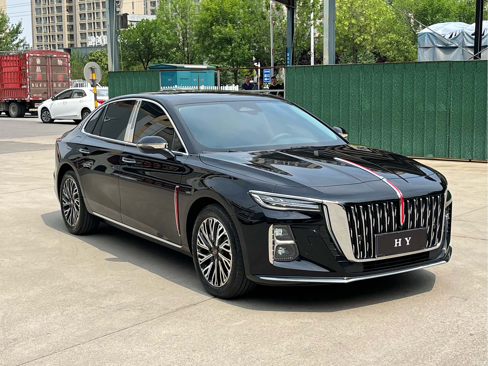 Hongqi H5, 2024 8