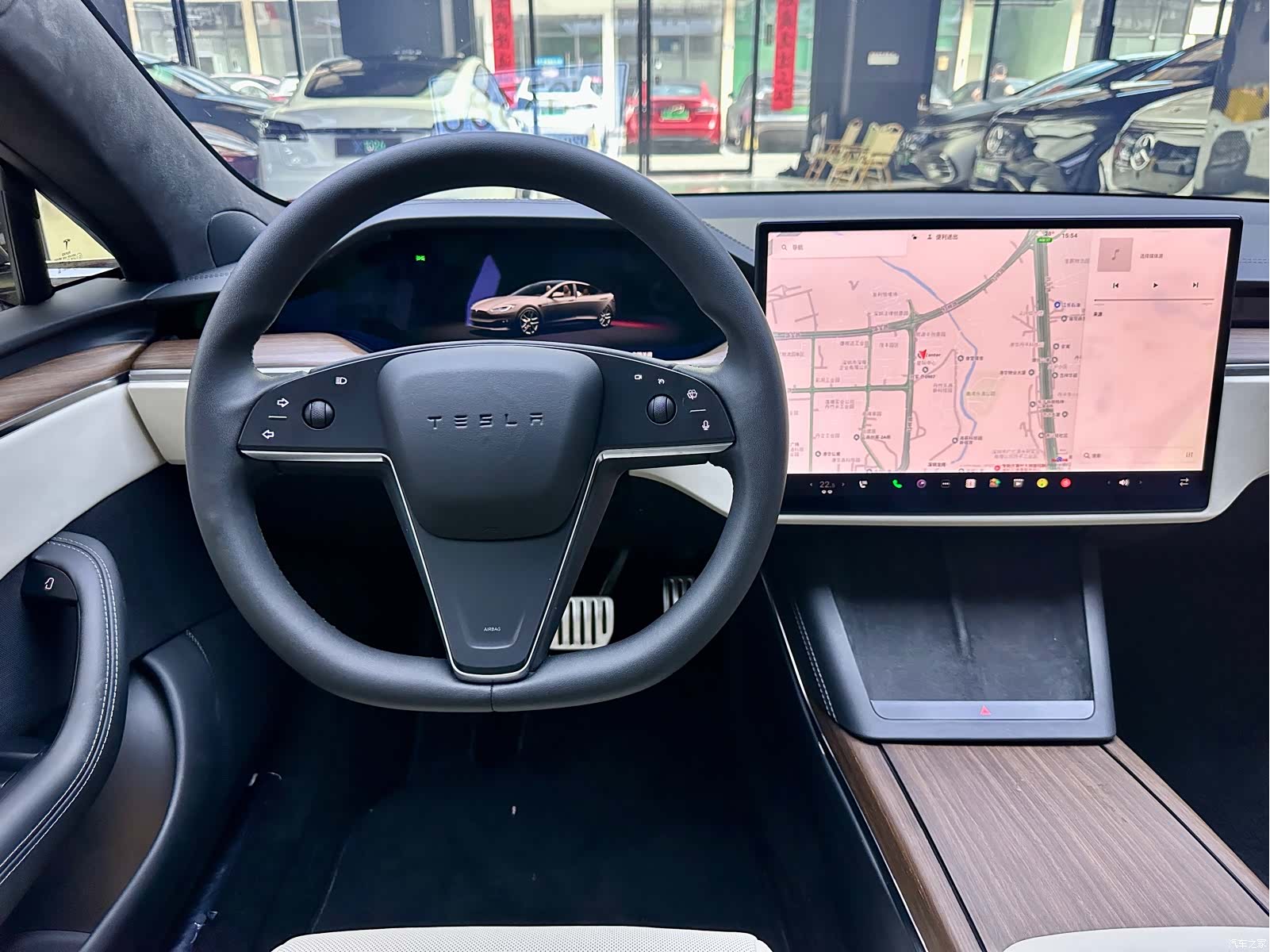 Tesla Model S, 2024 12