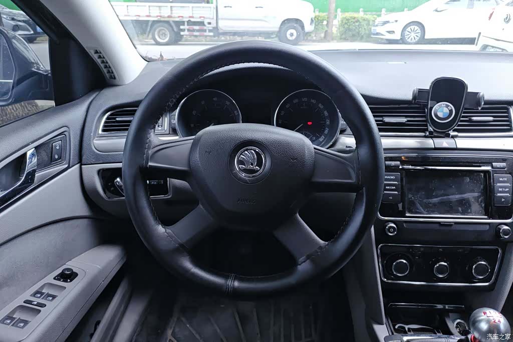 Skoda Superb, 2014 15