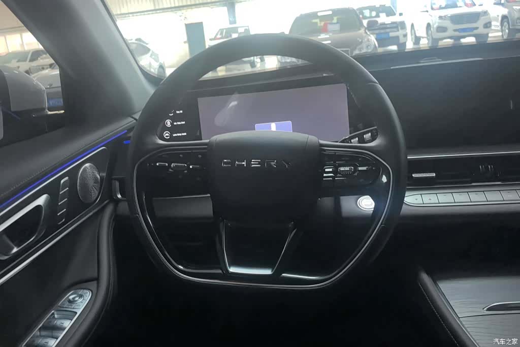 Chery Tiggo 8, 2025 15