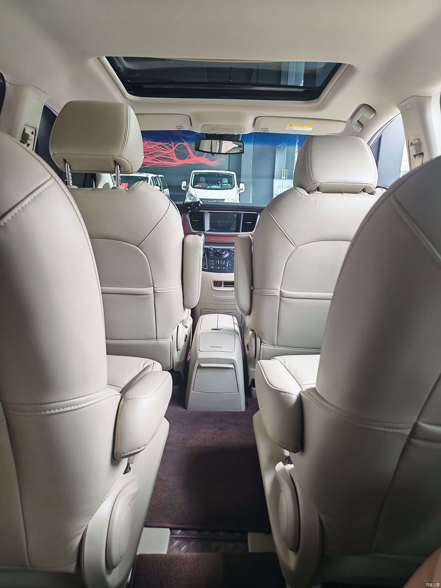 Buick GL8, 2019 14