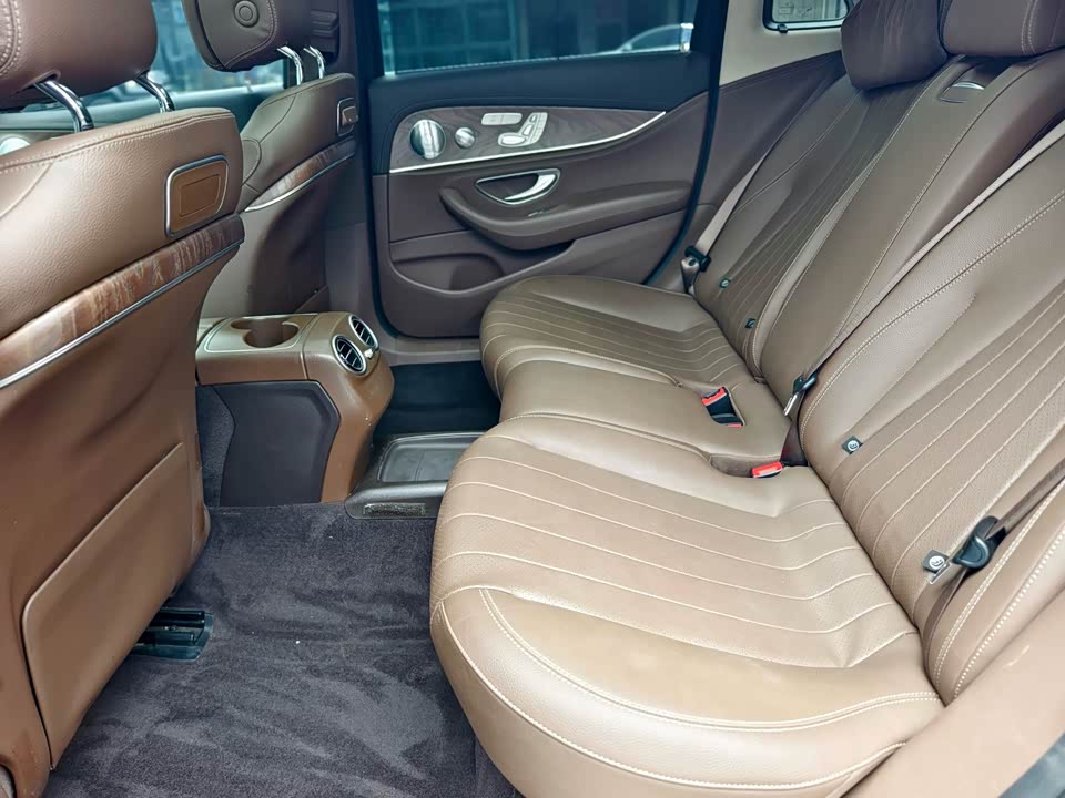 Mercedes-Benz E-class Mercedes-Benz E-class