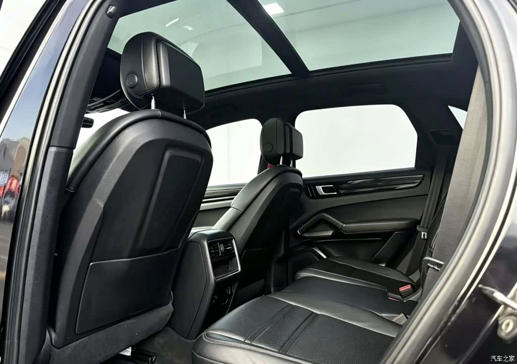 Porsche Cayenne, 2018 6