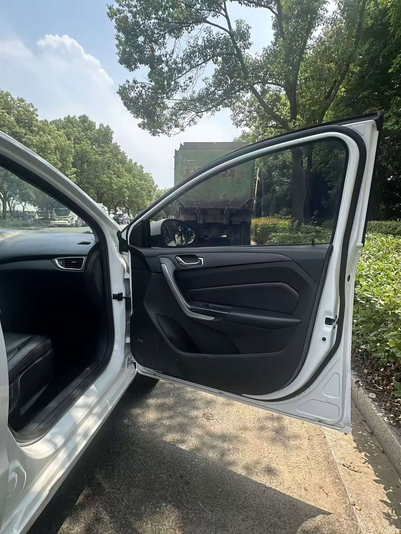 Chery 5, 2016 8