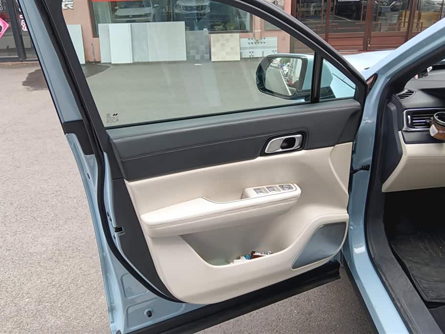 Li Auto Ideal ONE