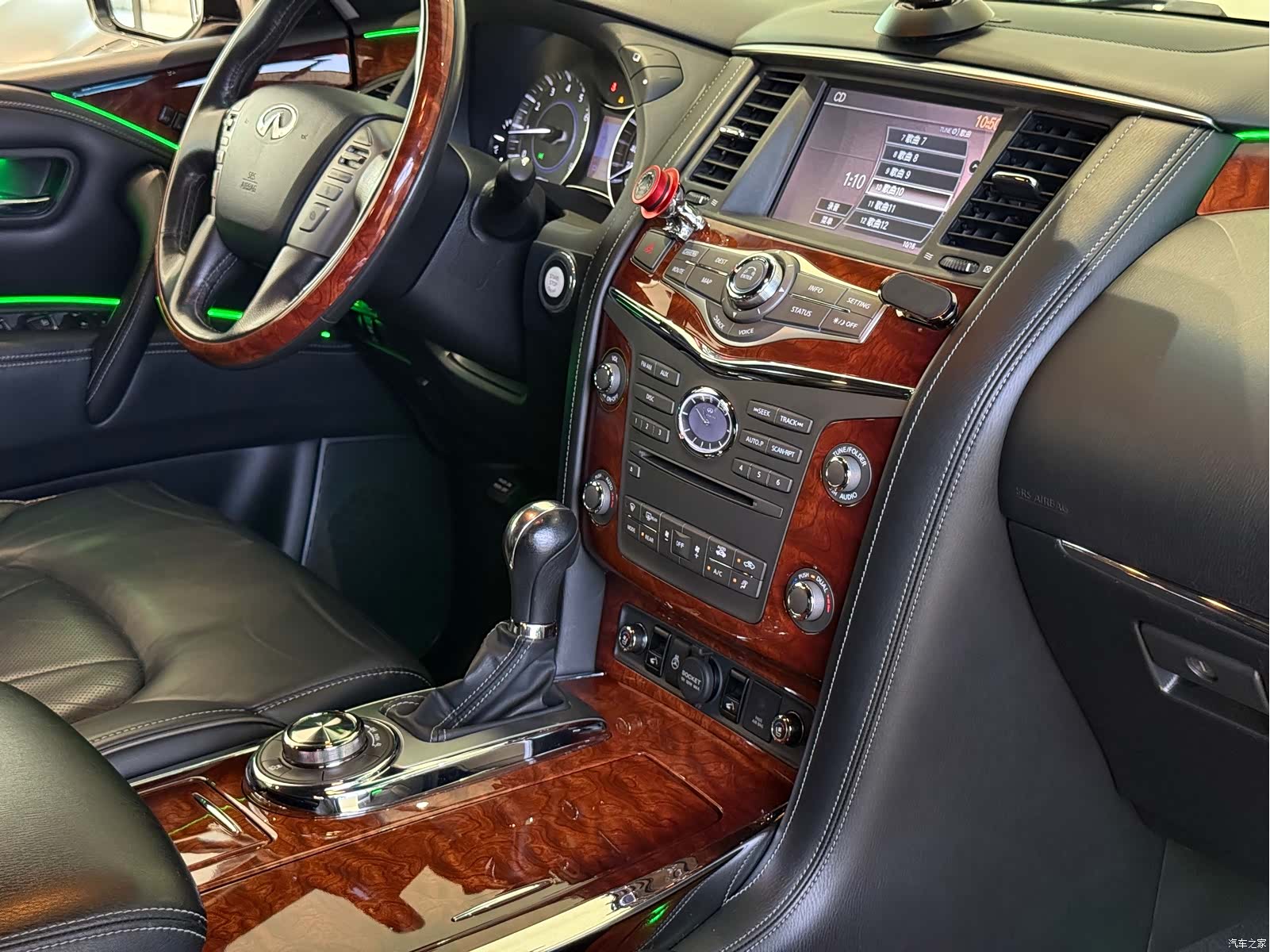 Infiniti QX80, 2017 22