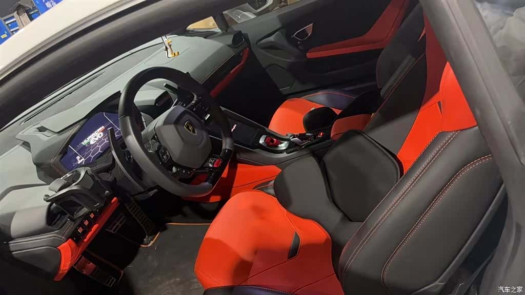 Lamborghini Huracán, 2023 9