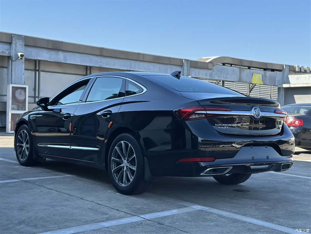 Buick LaCrosse, 2022 10