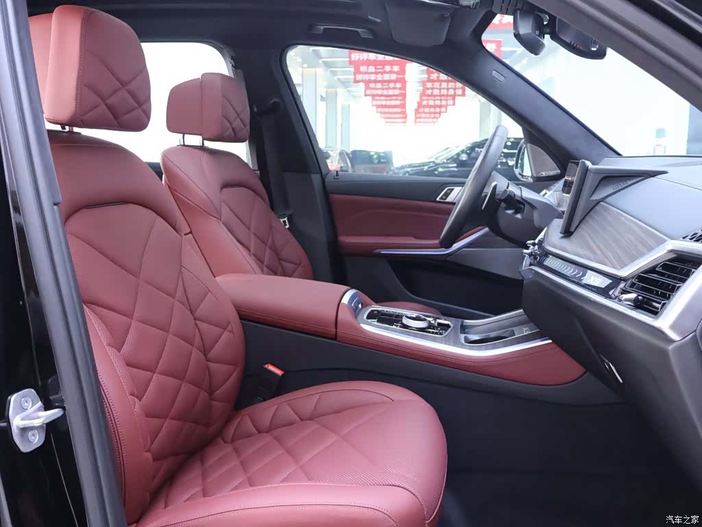 BMW X5, 2025 21