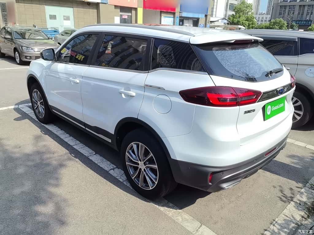 Geely Boyue, 2018 все фото