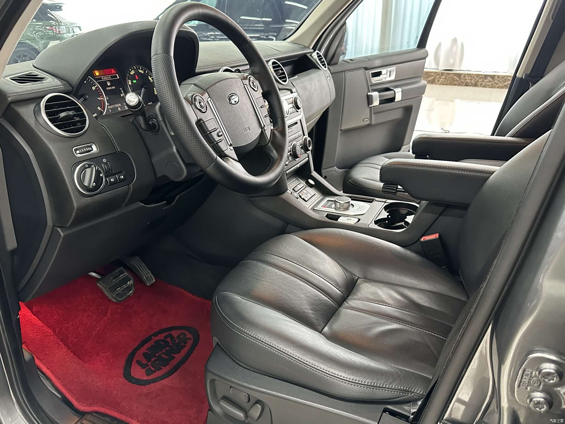 Land Rover Discovery, 2017 4