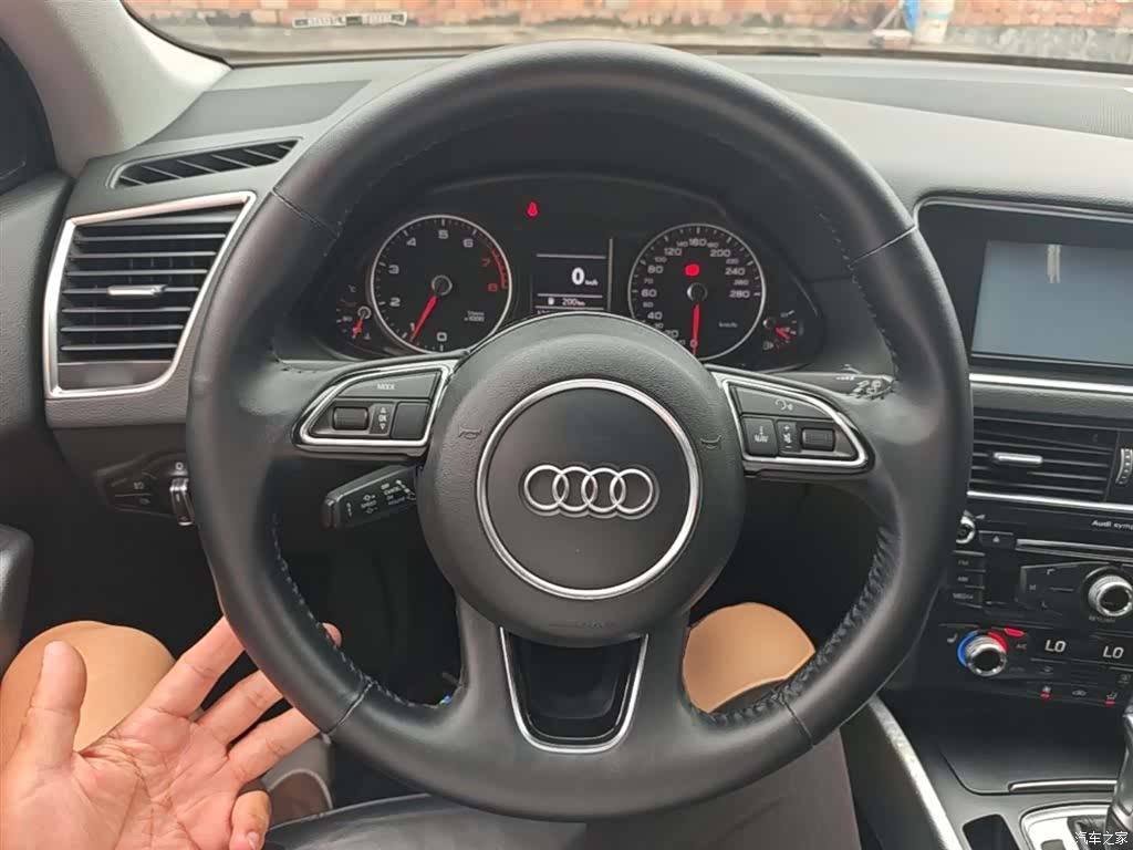 Audi Q5, 2015 11